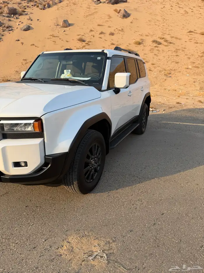 تويوتا برادو TXL1 موديل 2024 سعودي وكالة عبداللطيف جميل - بدر - image 1