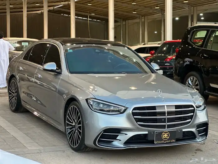 مرسيدس S450 موديل 2022 بحالة ممتازة للبيع - image 1