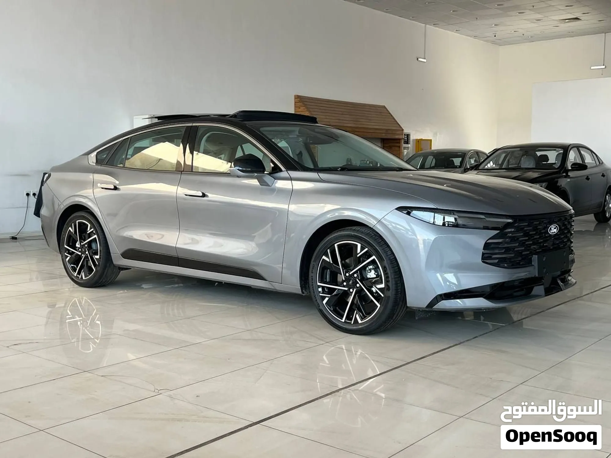 فورد تورس Titanium 2026 جديدة وارد وكالة للبيع في الطائف - image 1
