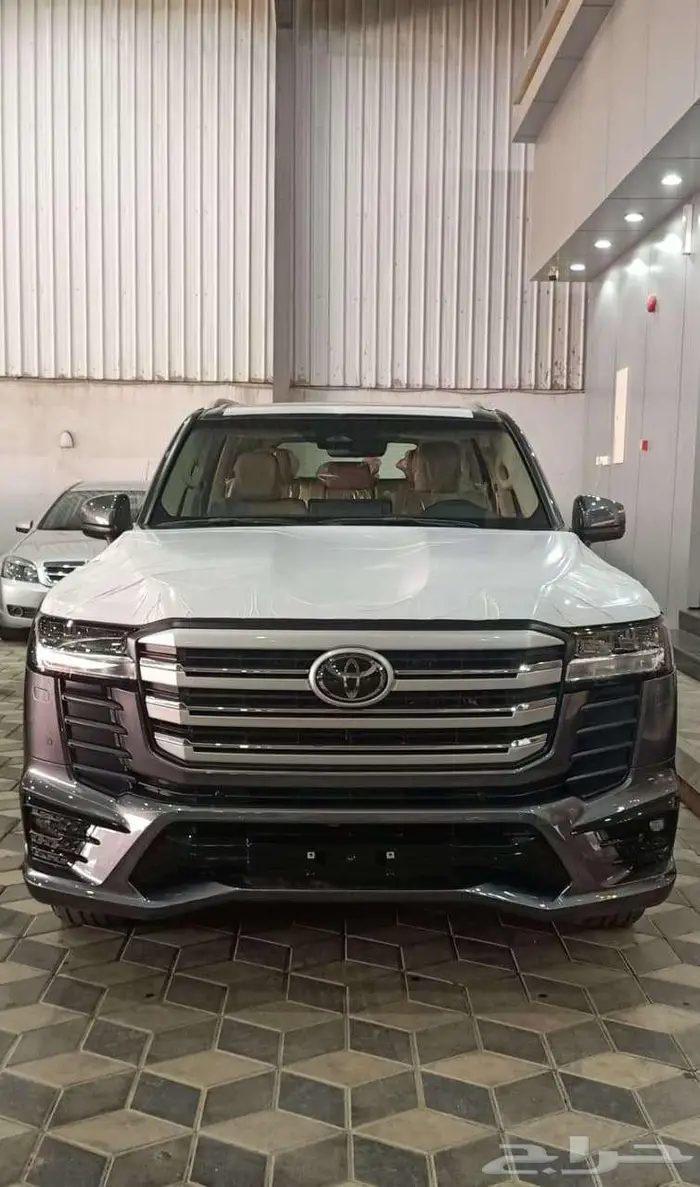 تويوتا لاندكروزر GXR 2026 خليجي جديد أصفار الرياض - image 1