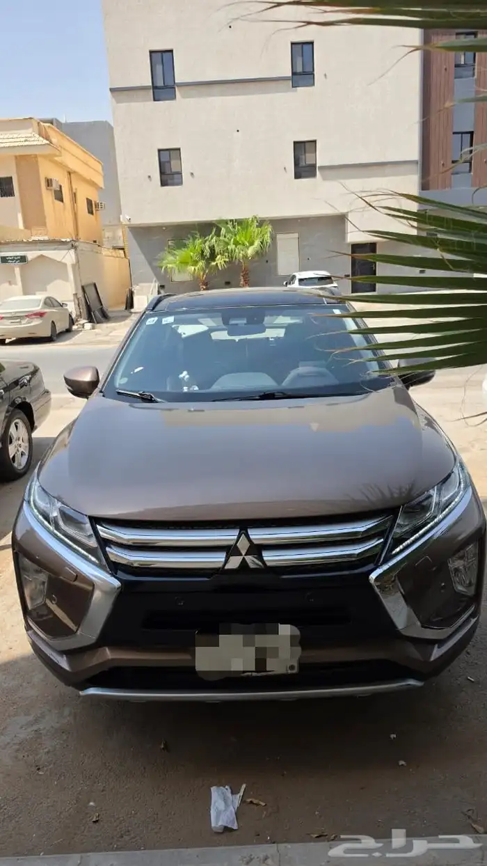 ميتسوبيشي اكليبس كروس GLS فل 2020 تيربو جلد فتحة سقف مالك أول - image 1