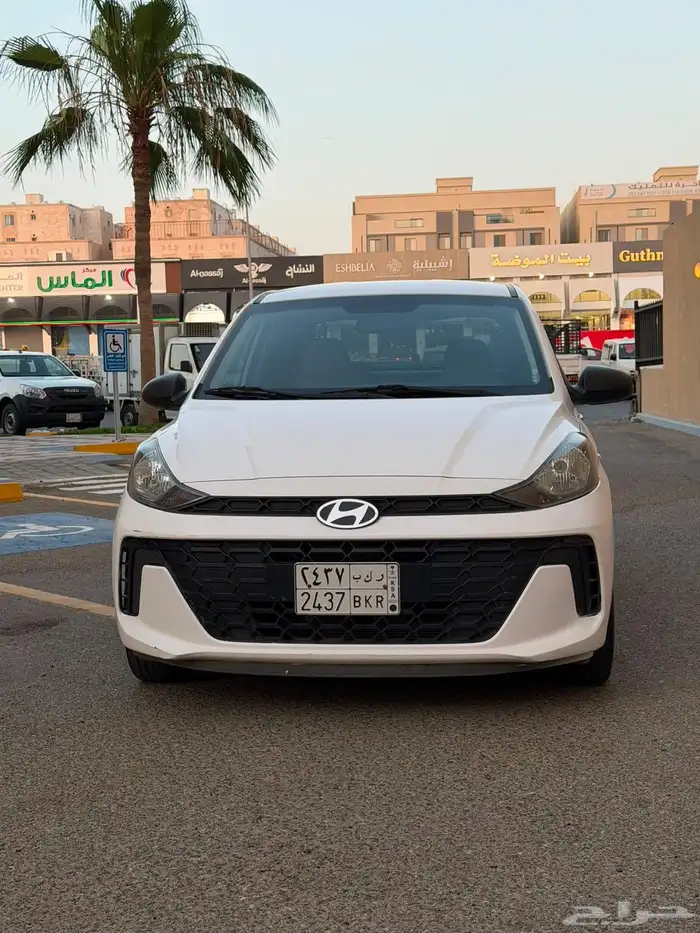 هيونداي i10 2024 مستعملة للبيع في جدة – مالك أول - image 1